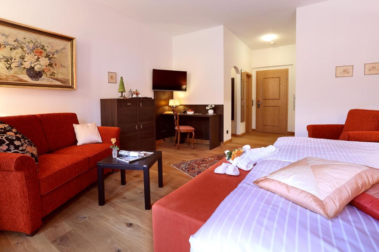 Hotel Garni Schloss Schoenberg Bad Brambach Eksteriør billede